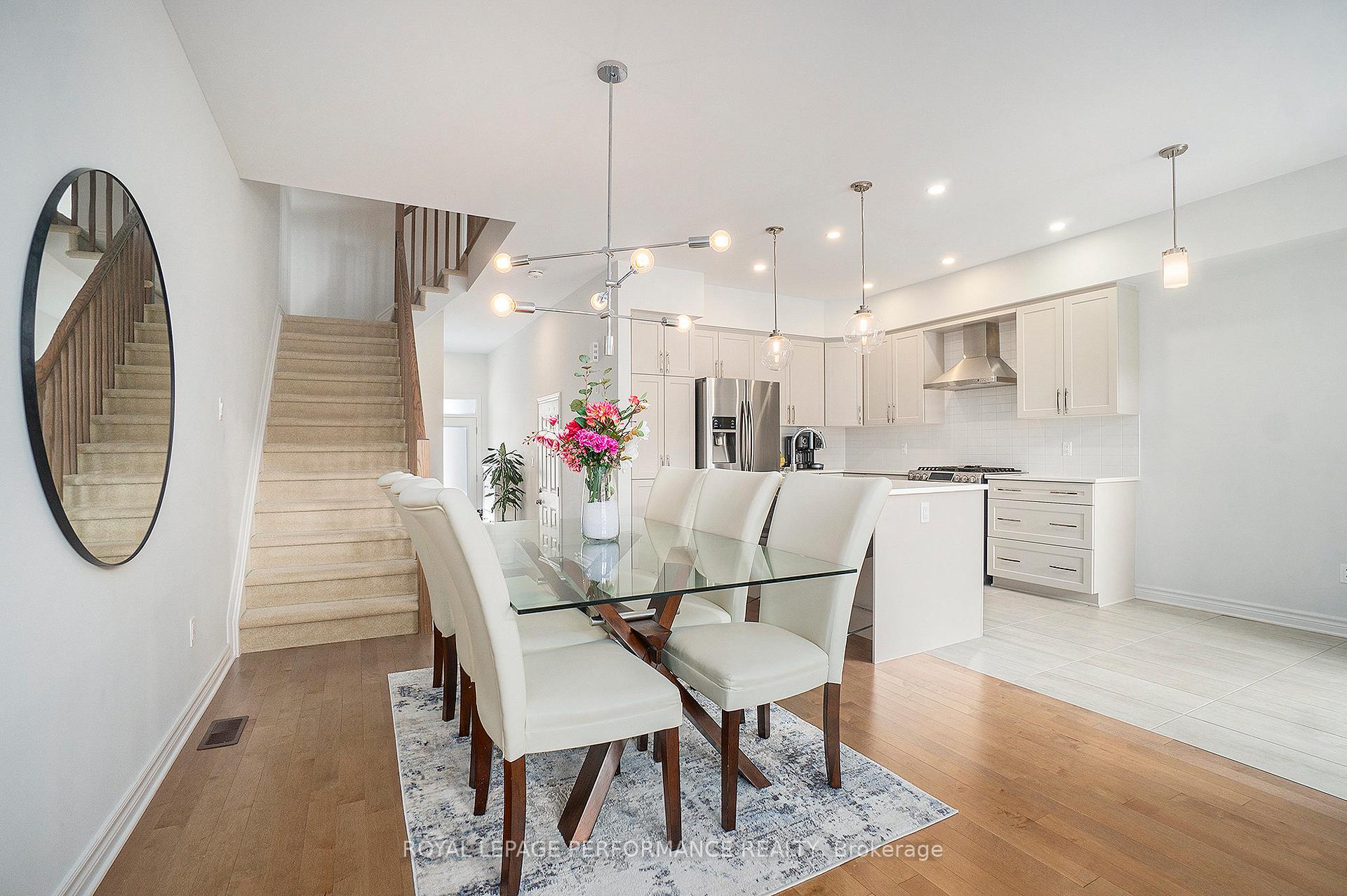 Photo 8 of 699 Cairn Crescent, Ottawa, Mer Bleue/Bradley Estates/Anderson Park — HOMEH