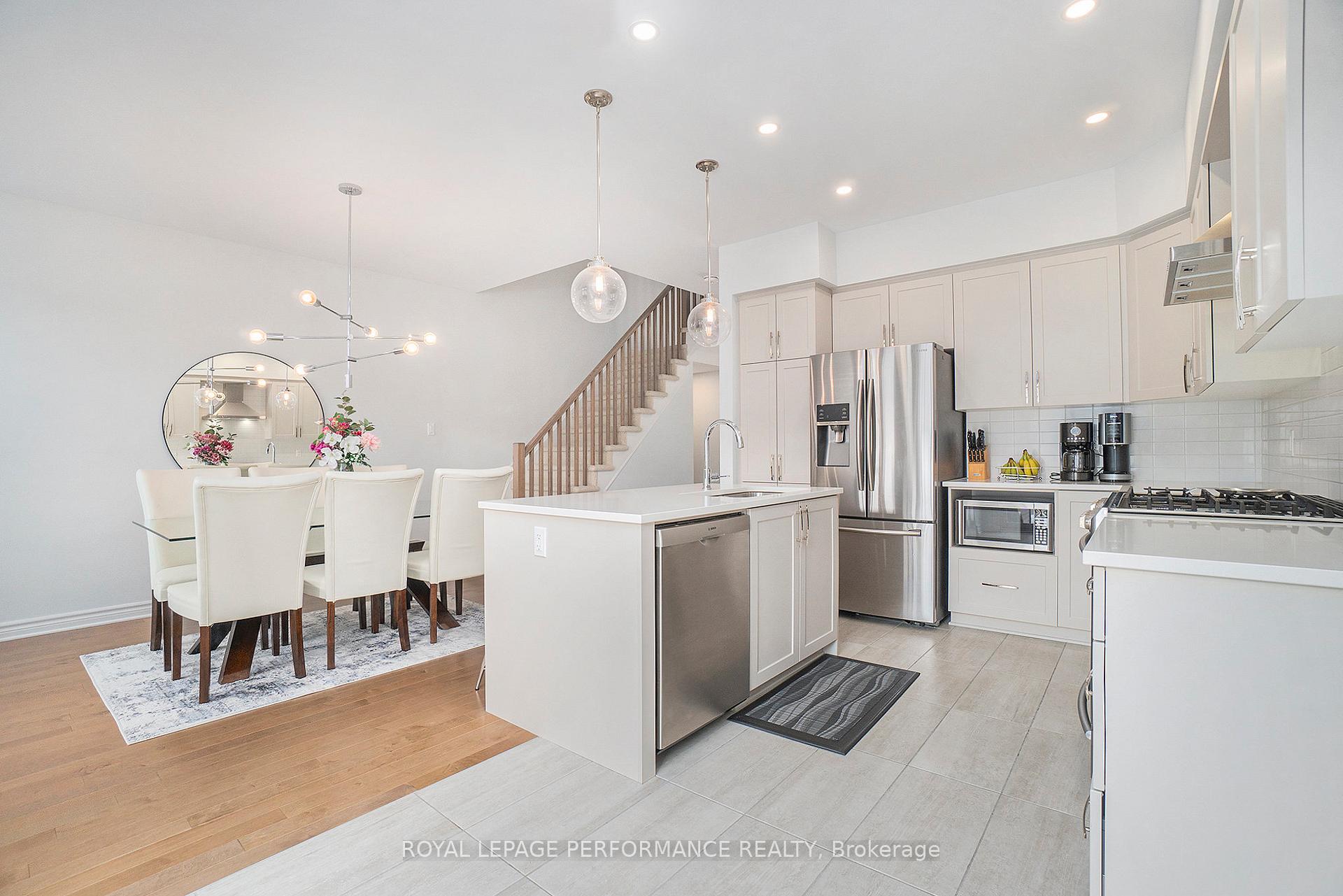 Photo 11 of 699 Cairn Crescent, Ottawa, Mer Bleue/Bradley Estates/Anderson Park — HOMEH