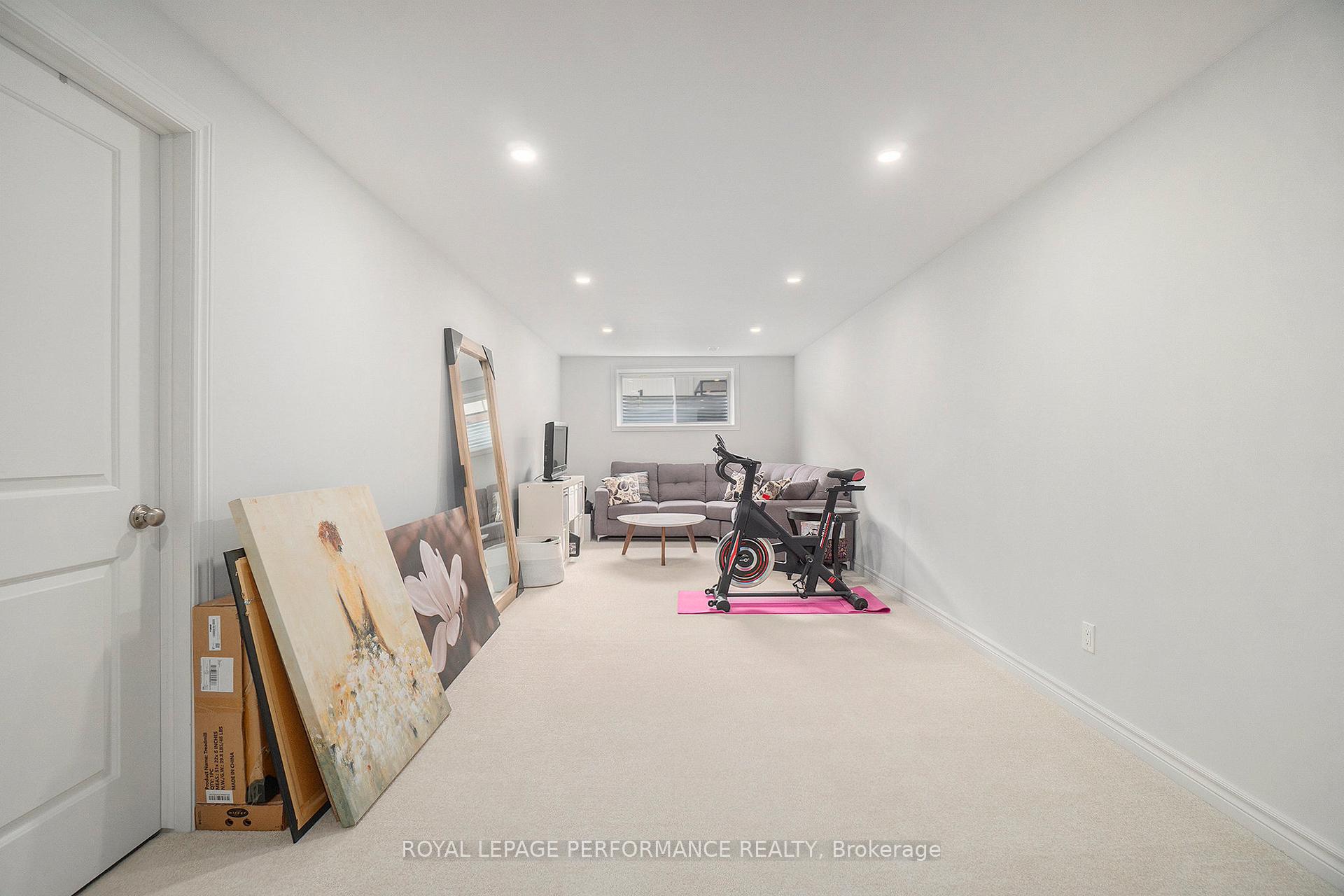Photo 25 of 699 Cairn Crescent, Ottawa, Mer Bleue/Bradley Estates/Anderson Park — HOMEH
