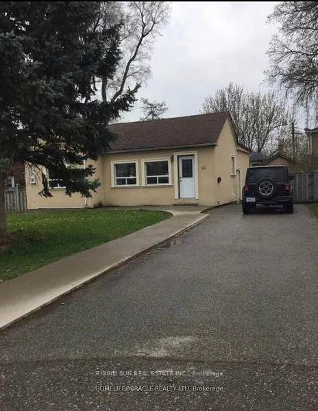 Photo 3 of 121 McMurchy Avenue S, Brampton, Brampton South — HOMEH