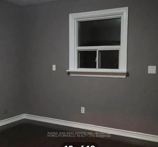 Photo 4 of 121 McMurchy Avenue S, Brampton, Brampton South — HOMEH