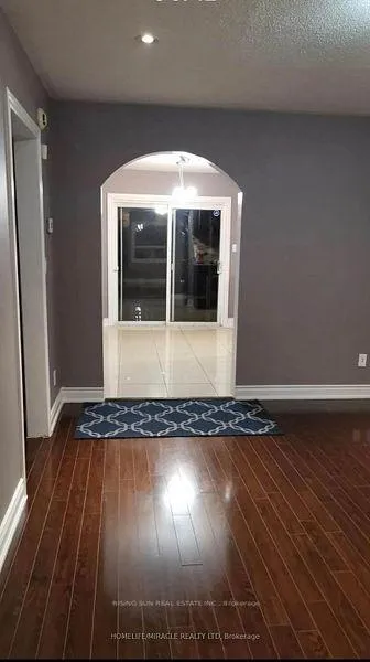 Photo 7 of 121 McMurchy Avenue S, Brampton, Brampton South — HOMEH