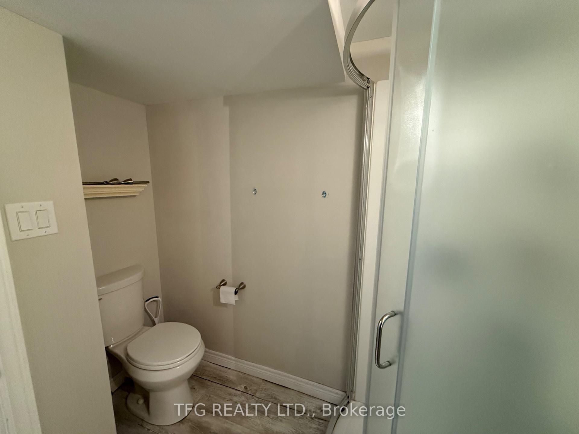 Photo 14 of Unit 2, 1057 Norman Crescent, Oshawa, Donevan — HOMEH