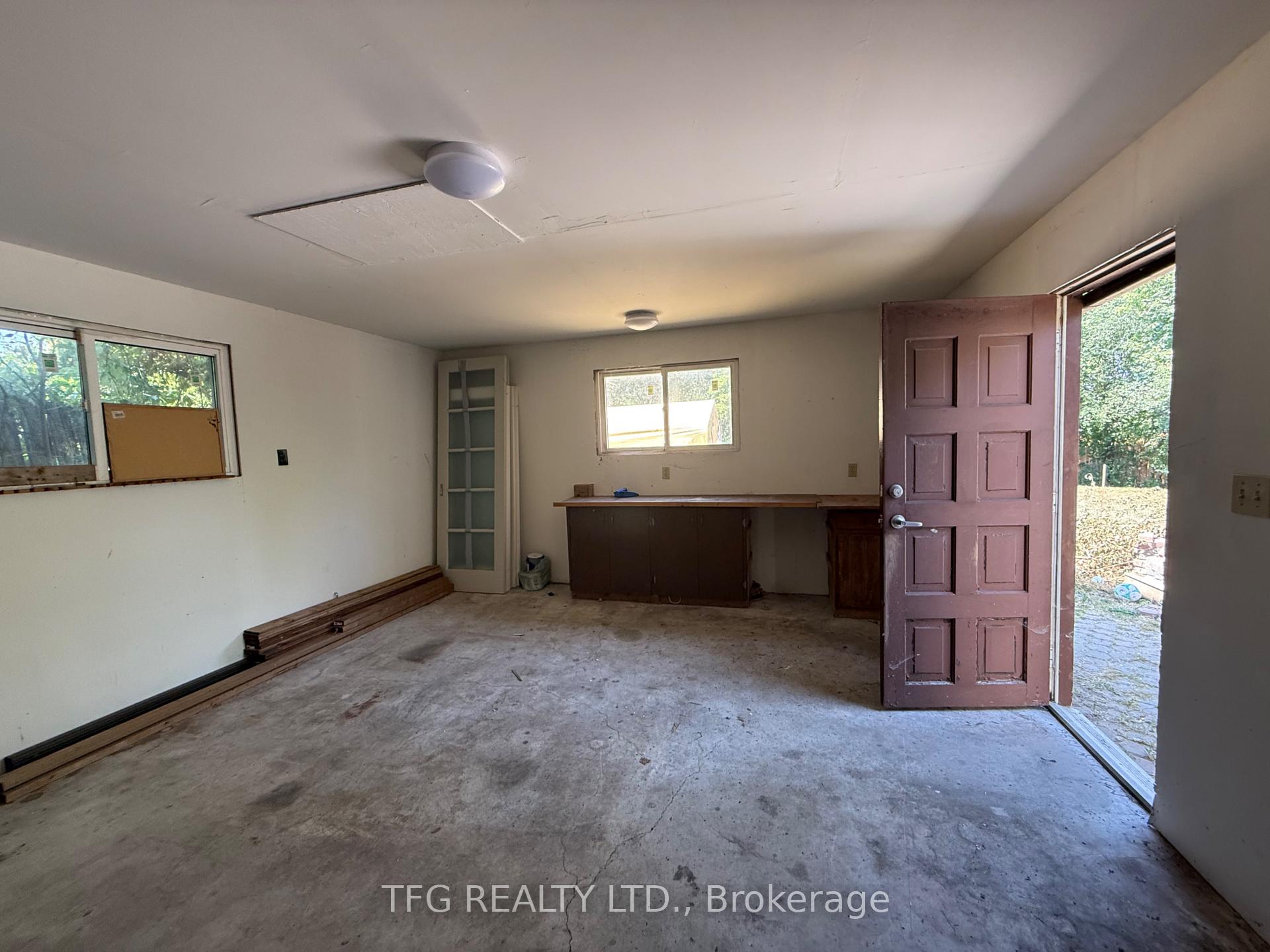 Photo 18 of Unit 2, 1057 Norman Crescent, Oshawa, Donevan — HOMEH