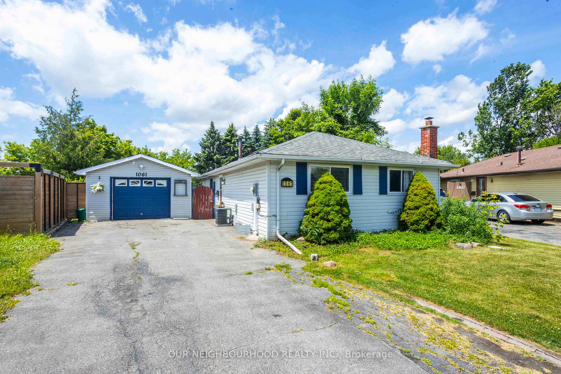 Photo 2 of 1061 Norman Crescent, Oshawa, Donevan — HOMEH