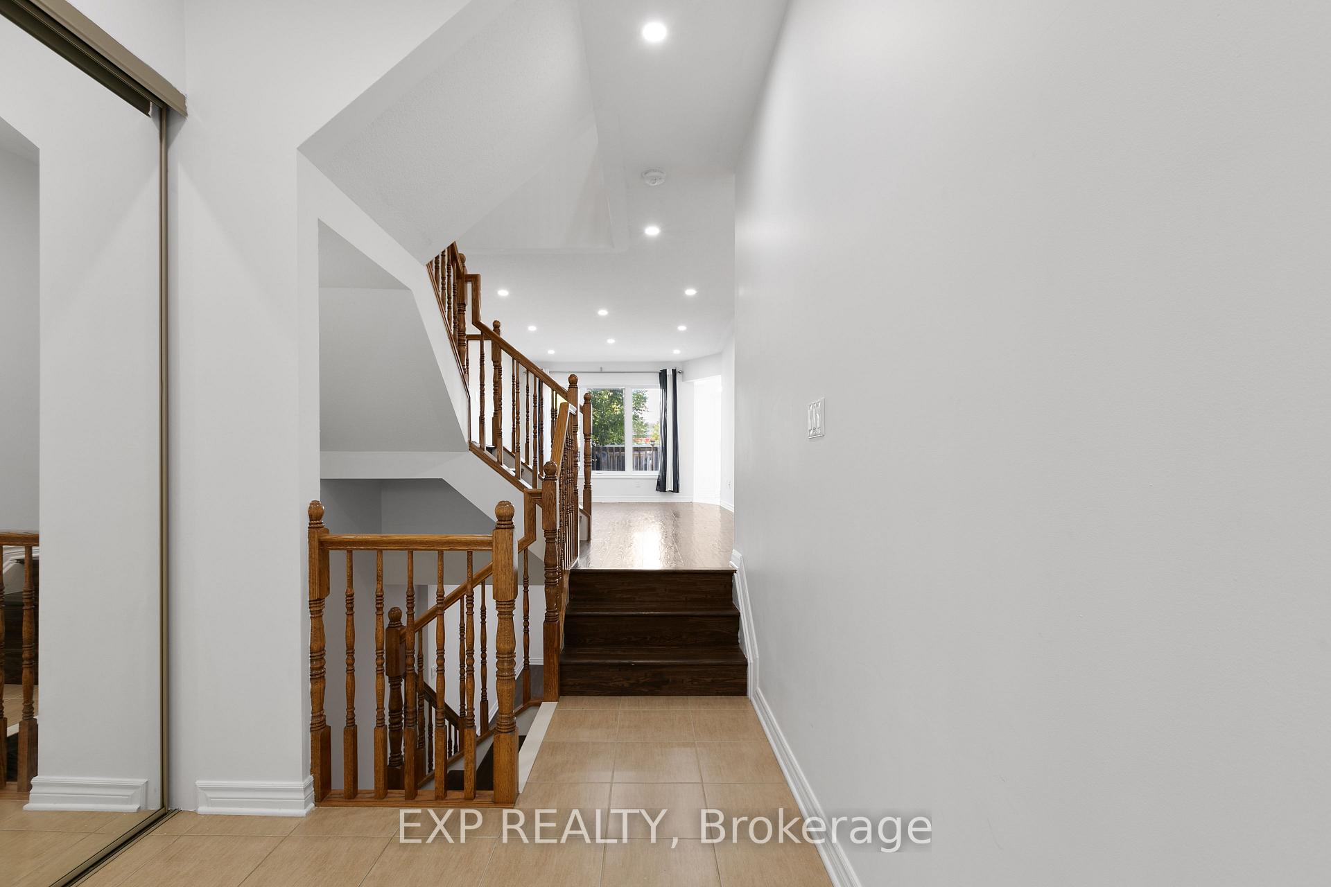 Photo 7 of 227 Monaco Place, Ottawa, Avalon East — HOMEH