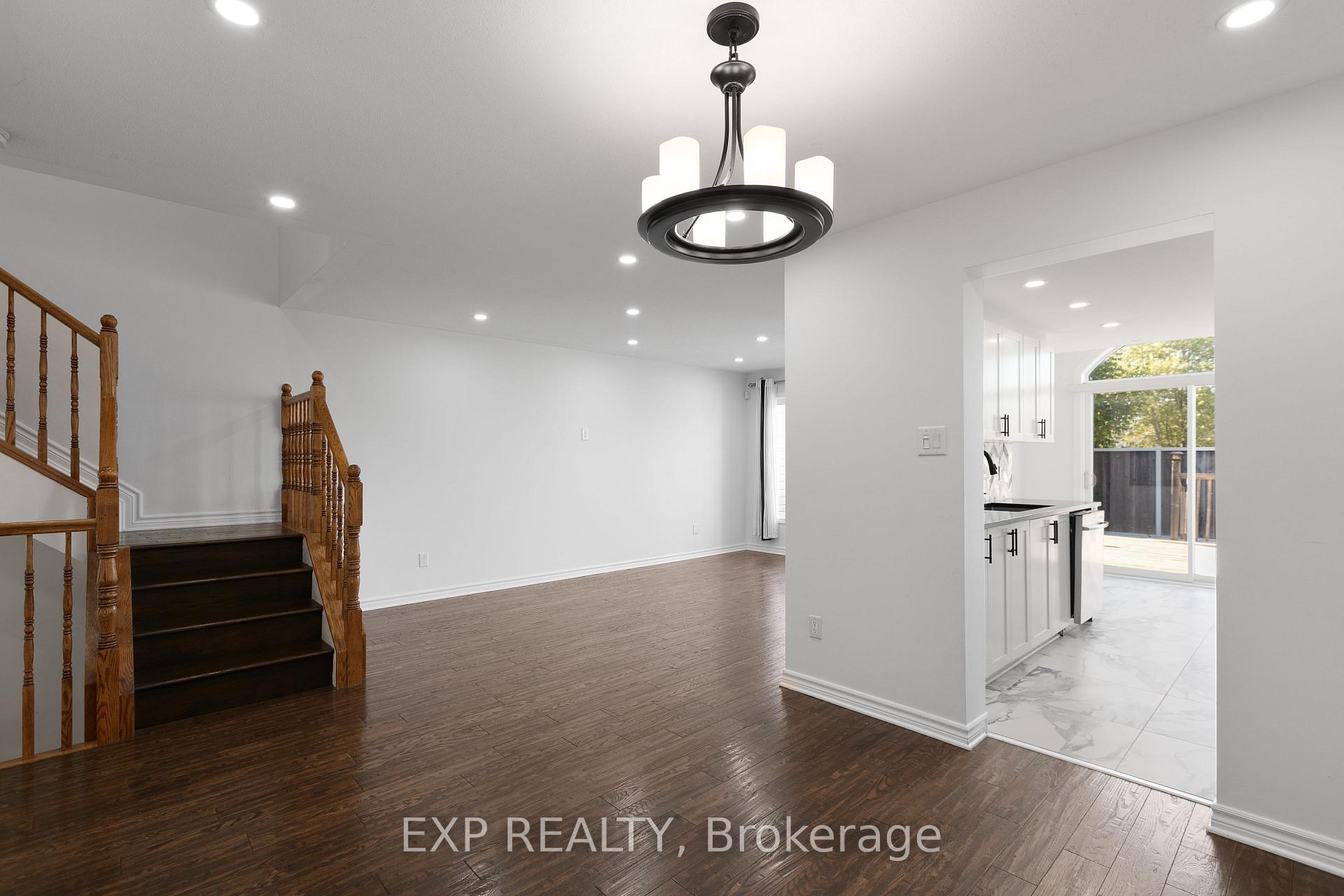 Photo 10 of 227 Monaco Place, Ottawa, Avalon East — HOMEH
