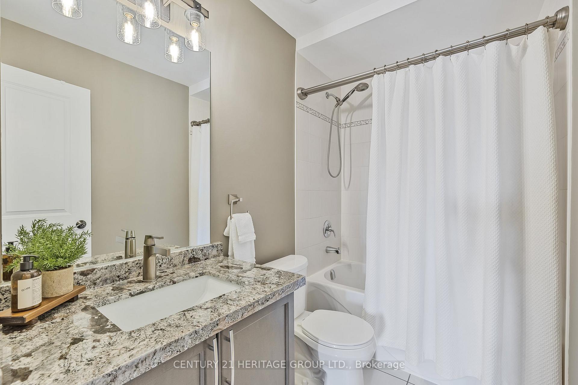 Photo 20 of 17 Walker Boulevard, New Tecumseth, Alliston — HOMEH