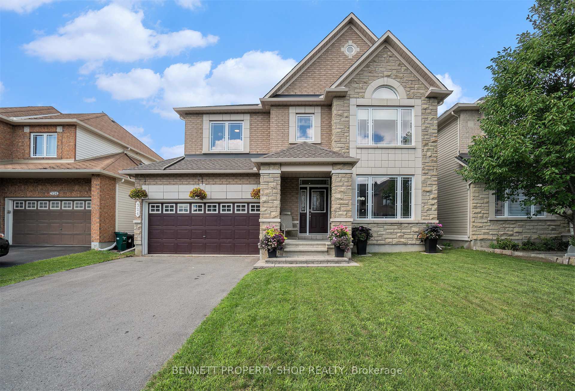 Photo 1 of 324 Fairlakes Way, Ottawa, Avalon East — HOMEH