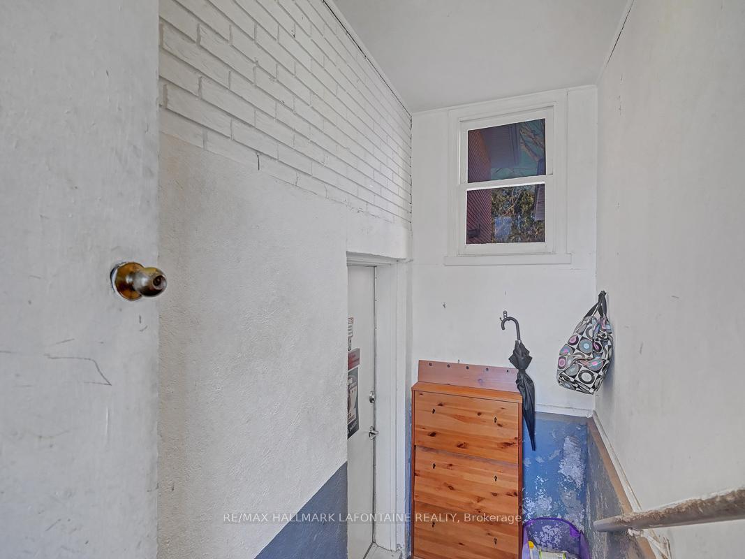 Photo 18 of 1258 Cousineau Street, Ottawa, Convent Glen South — HOMEH