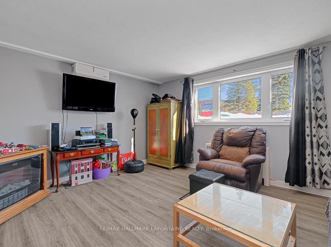 Photo 19 of 1258 Cousineau Street, Ottawa, Convent Glen South — HOMEH
