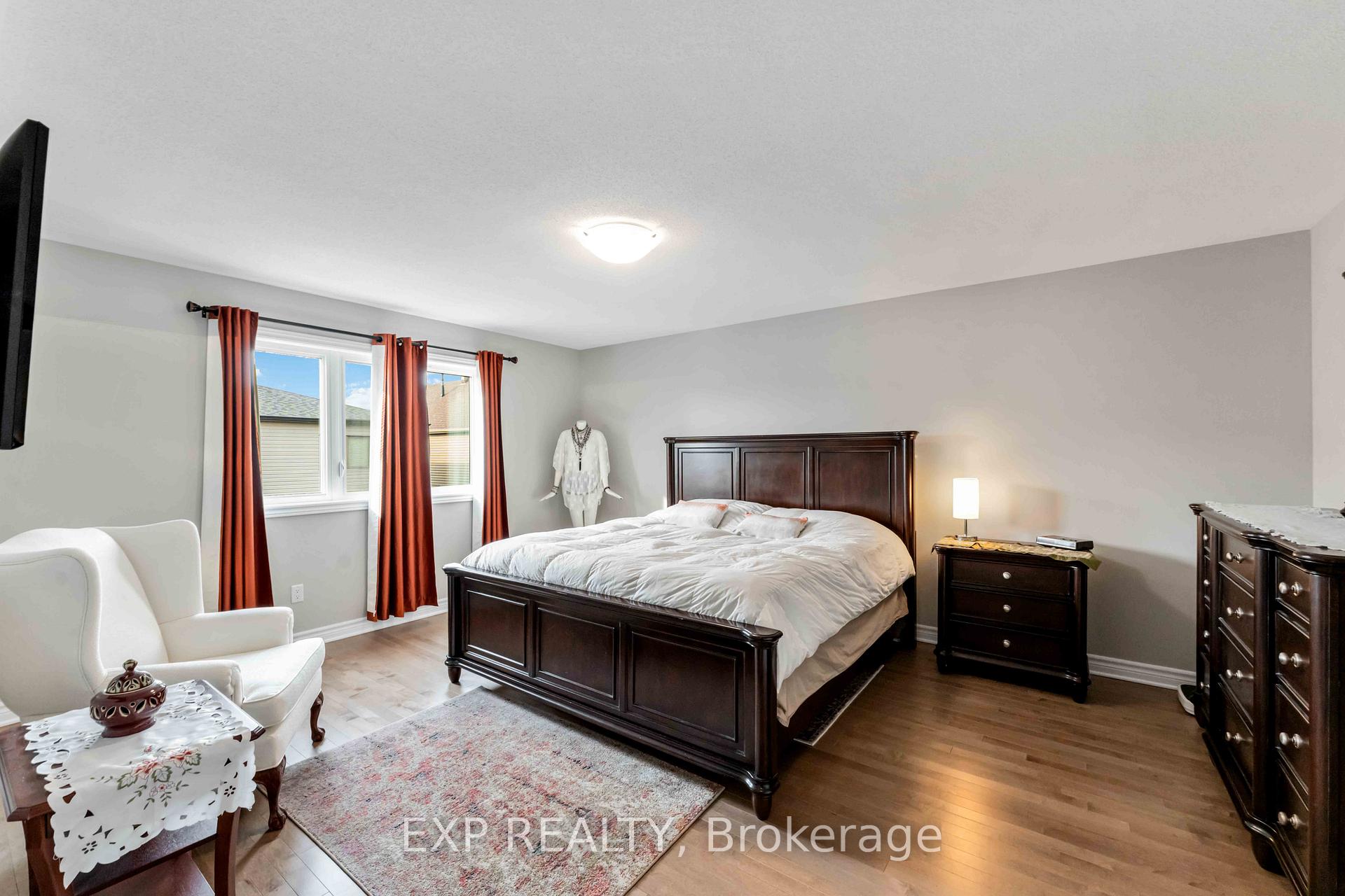 Photo 9 of 347 Mountain Sorrel Way, Ottawa, Avalon West — HOMEH