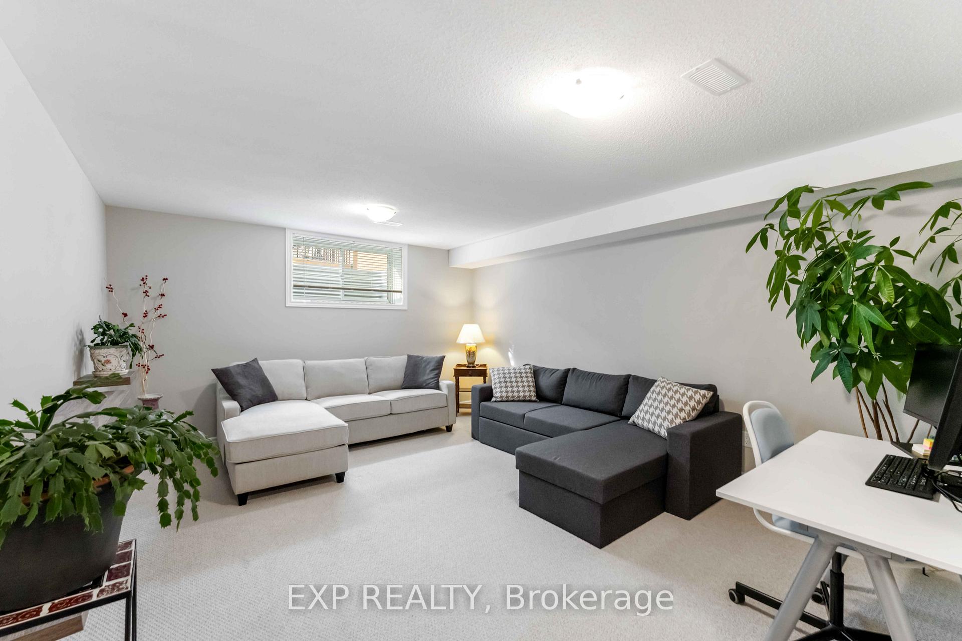 Photo 12 of 347 Mountain Sorrel Way, Ottawa, Avalon West — HOMEH