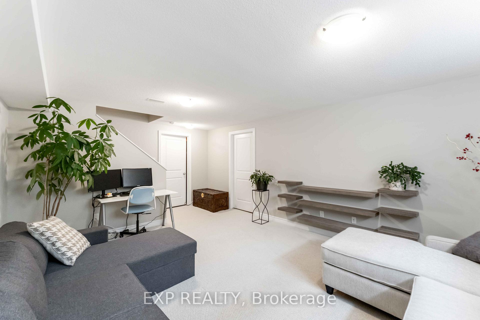 Photo 13 of 347 Mountain Sorrel Way, Ottawa, Avalon West — HOMEH