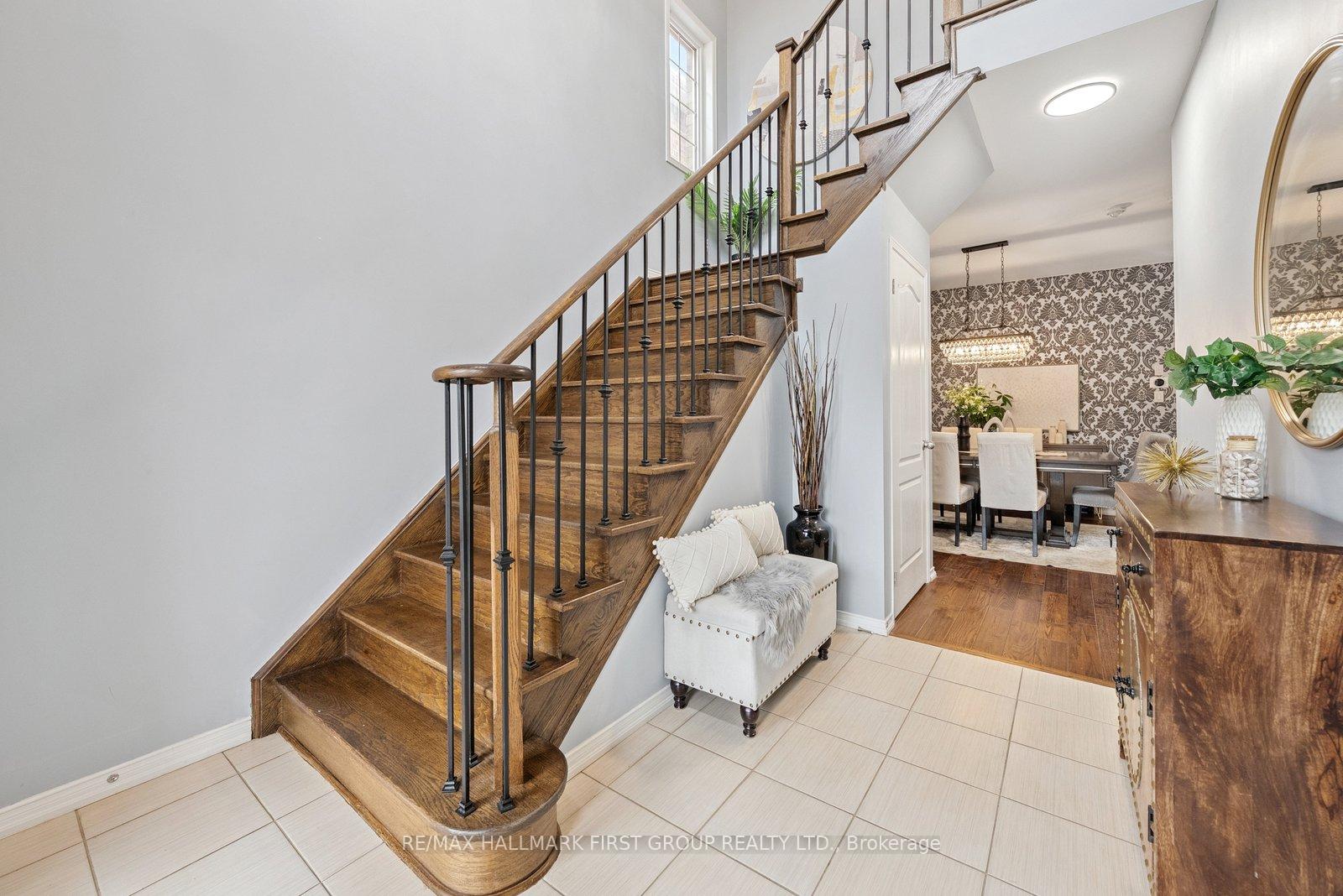 Photo 3 of 1737 Douglas Langtree Drive, Oshawa, Taunton — HOMEH