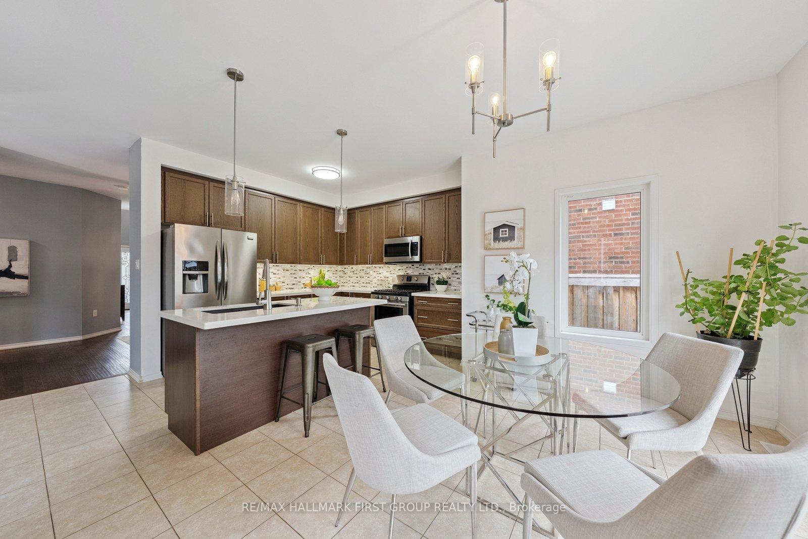 Photo 13 of 1737 Douglas Langtree Drive, Oshawa, Taunton — HOMEH