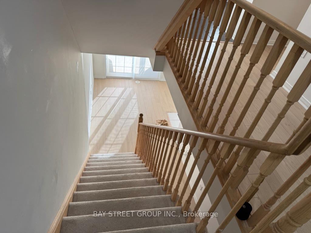 Photo 9 of Unit 37, 2490 Bromus Path, Oshawa, Windfields — HOMEH