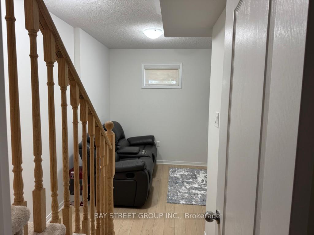 Photo 11 of Unit 37, 2490 Bromus Path, Oshawa, Windfields — HOMEH