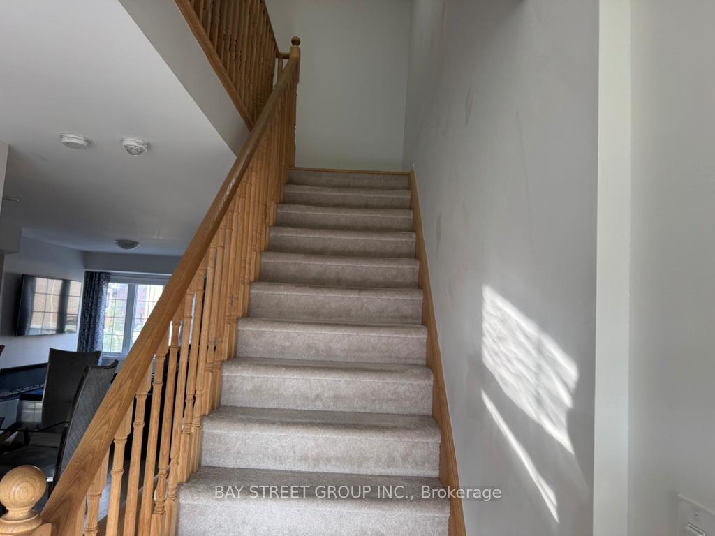 Photo 13 of Unit 37, 2490 Bromus Path, Oshawa, Windfields — HOMEH