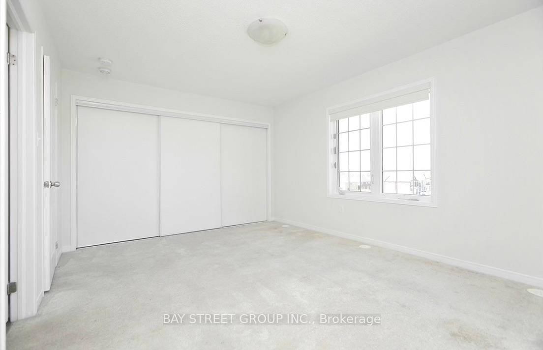 Photo 16 of Unit 37, 2490 Bromus Path, Oshawa, Windfields — HOMEH