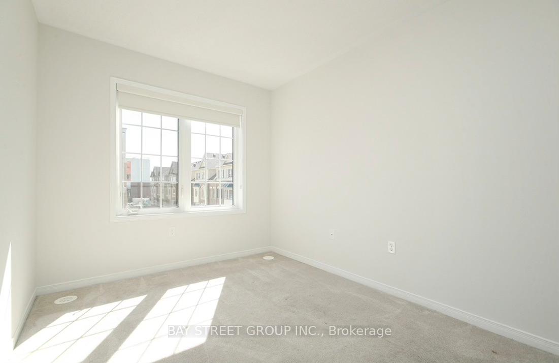 Photo 19 of Unit 37, 2490 Bromus Path, Oshawa, Windfields — HOMEH