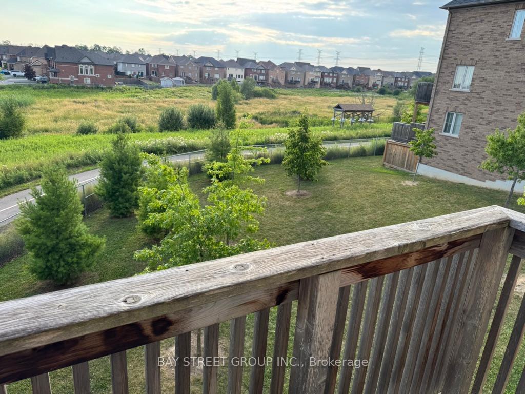 Photo 29 of Unit 37, 2490 Bromus Path, Oshawa, Windfields — HOMEH