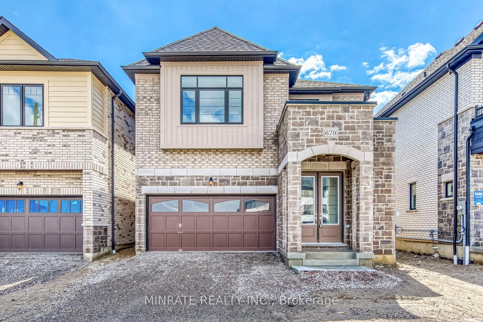 Photo 1 of 679 Catalina Manor, Pickering, Rural Pickering — HOMEH