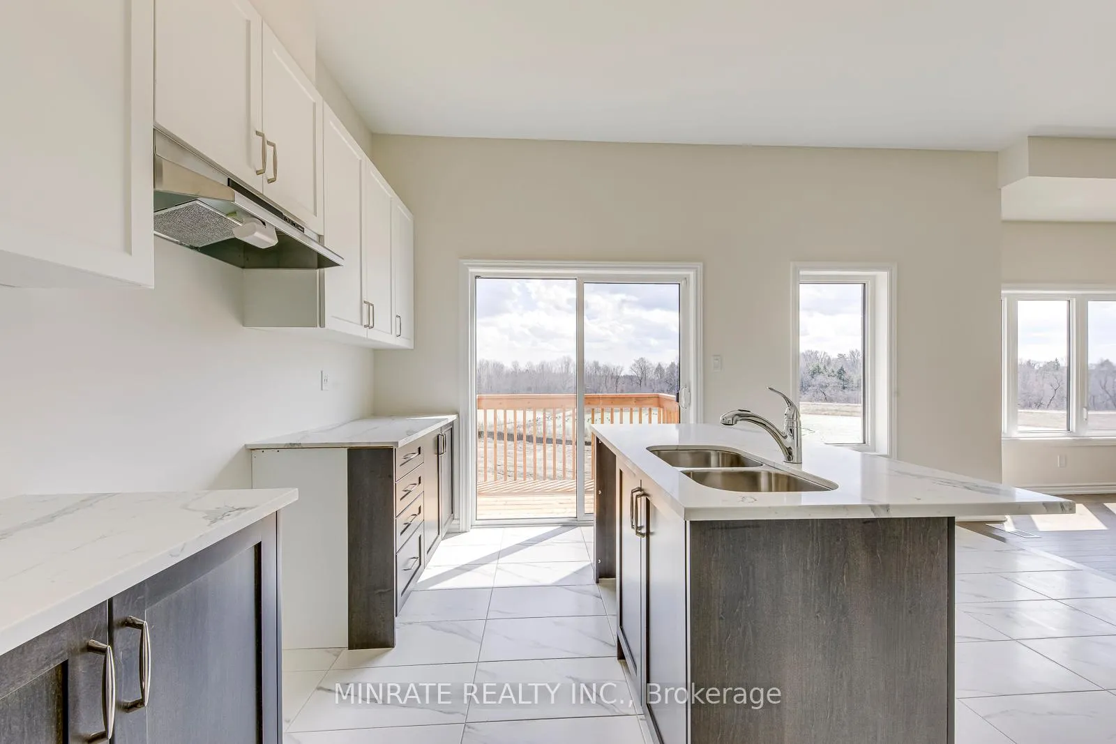 Photo 9 of 679 Catalina Manor, Pickering, Rural Pickering — HOMEH