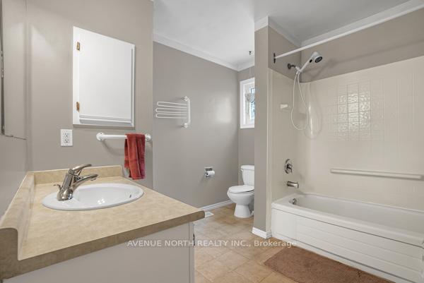 Photo 24 of 6371 St. Louis Drive, Ottawa, Hiawatha Park/Convent Glen — HOMEH