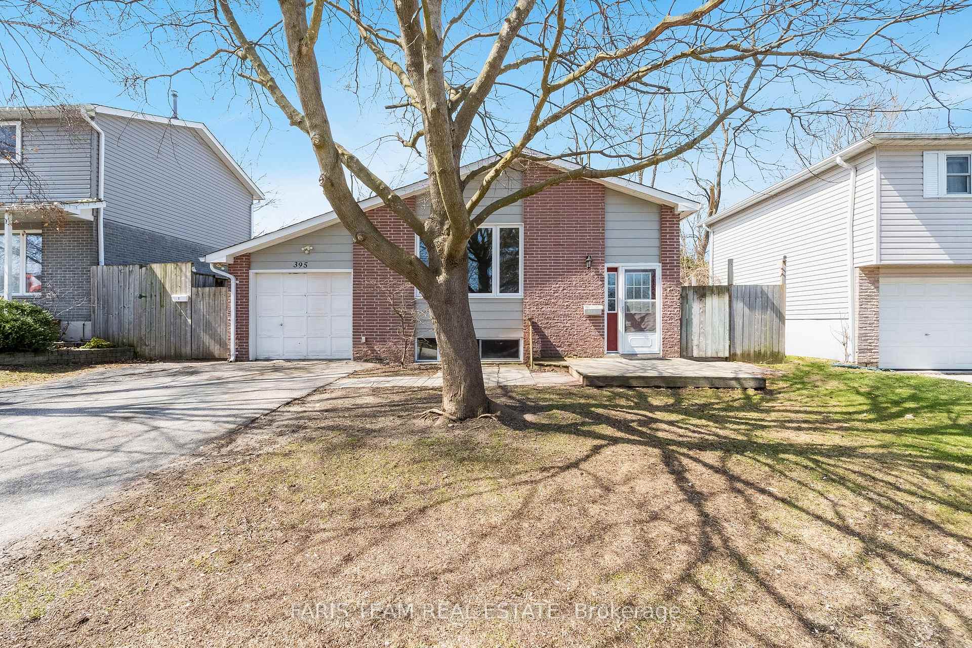 Photo 2 of 395 Raymond Avenue, Orillia — HOMEH