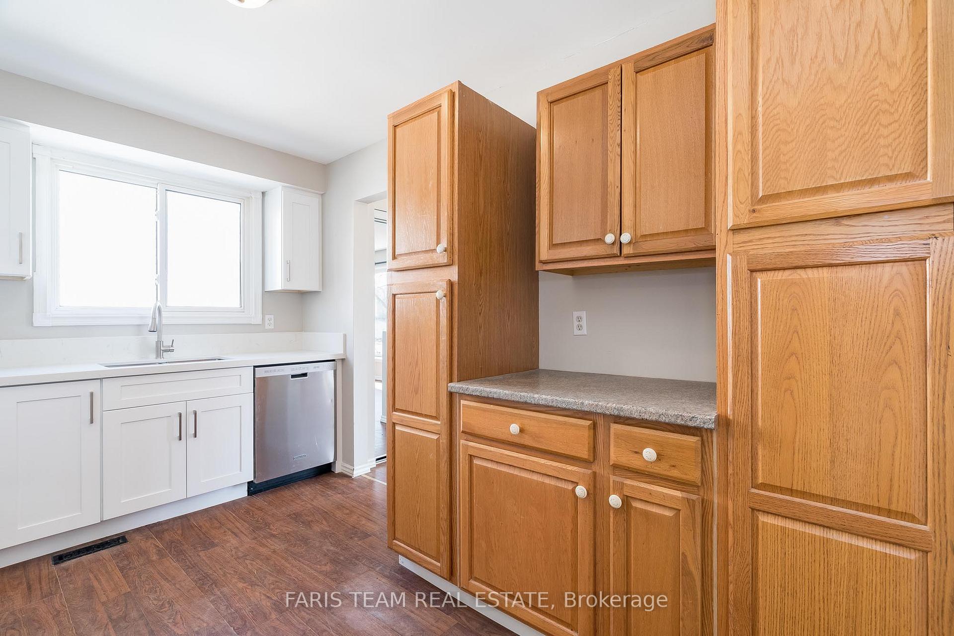 Photo 5 of 395 Raymond Avenue, Orillia — HOMEH