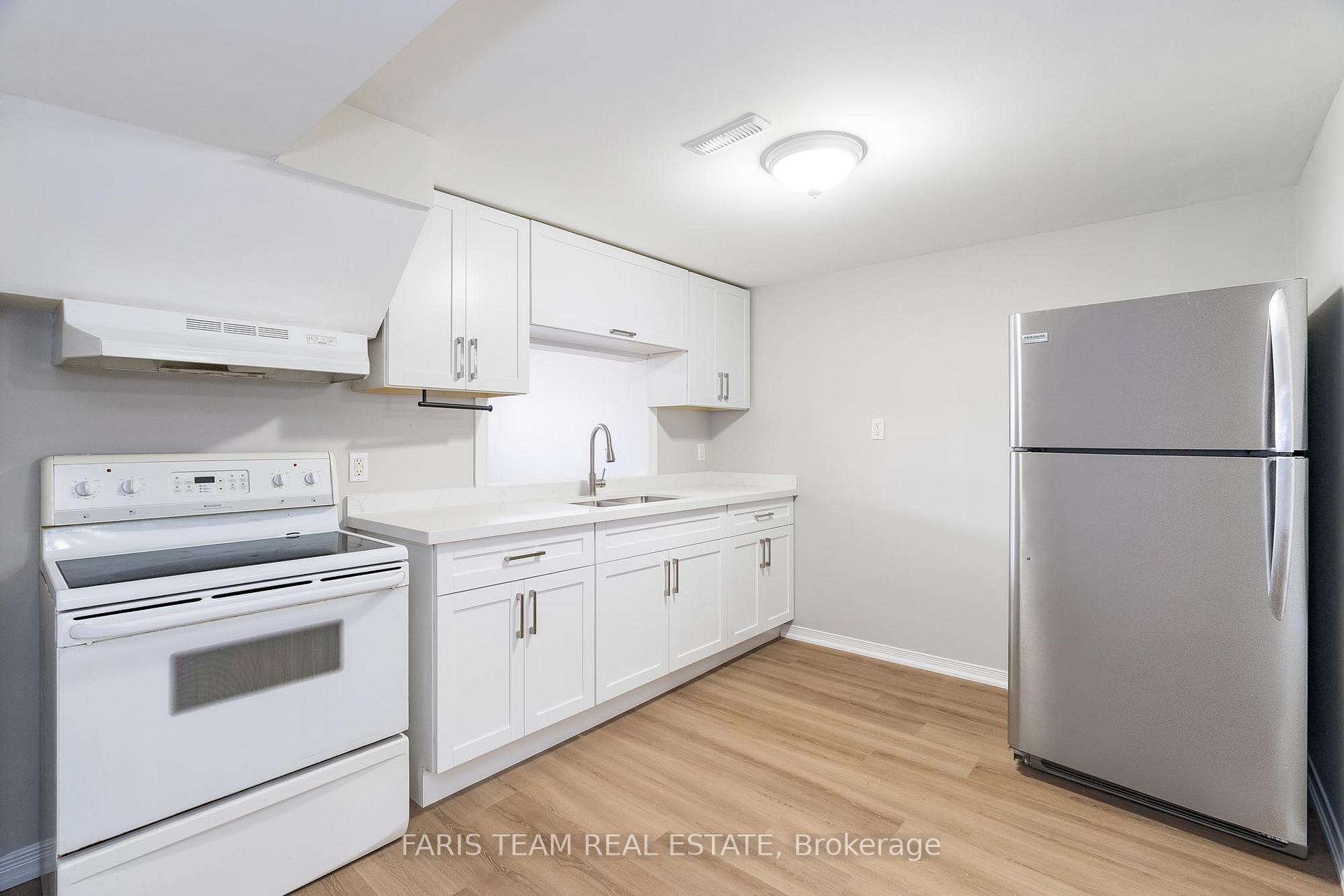 Photo 15 of 395 Raymond Avenue, Orillia — HOMEH