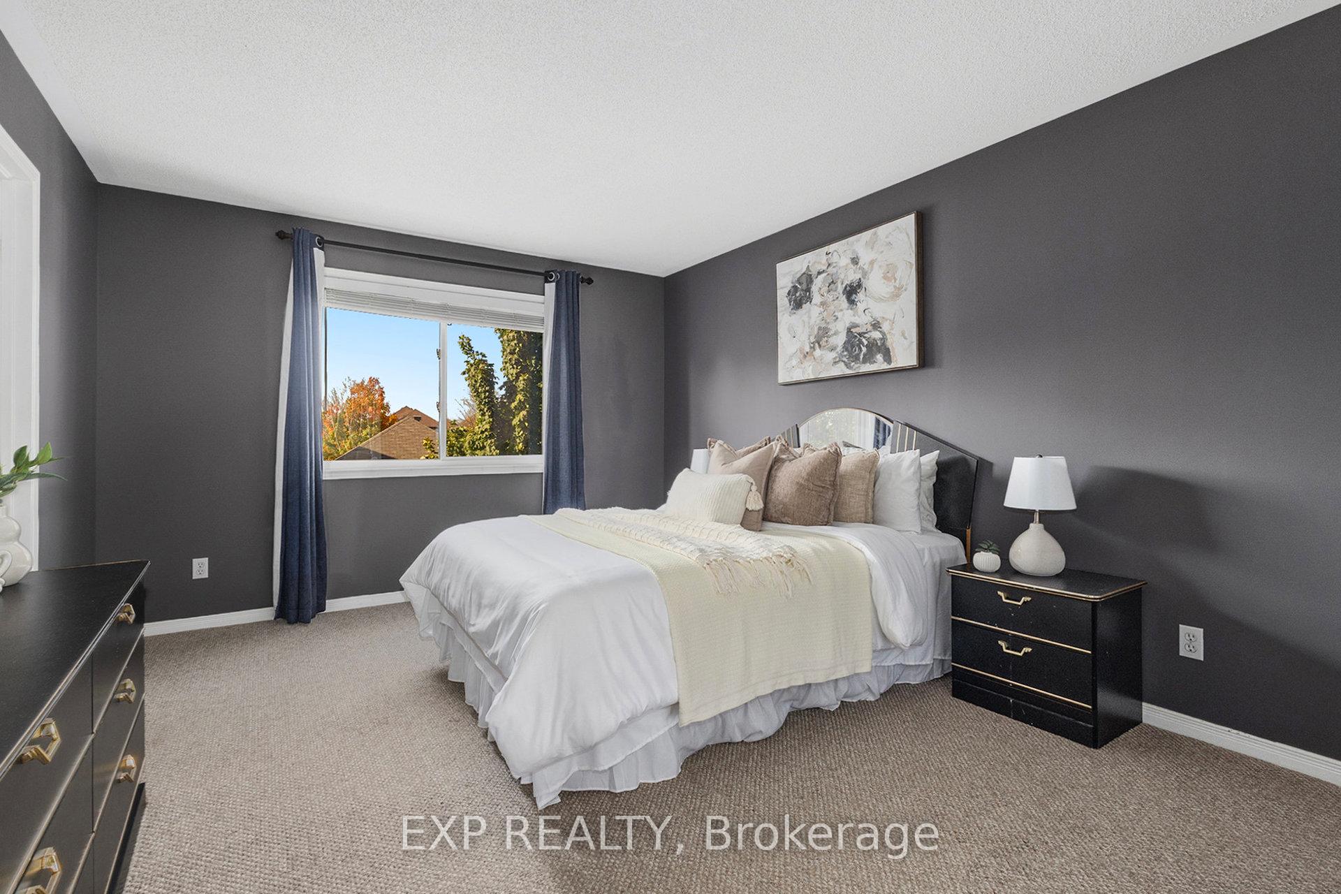 Photo 8 of 1550 Demeter Street, Ottawa, Fallingbrook/Gardenway South — HOMEH
