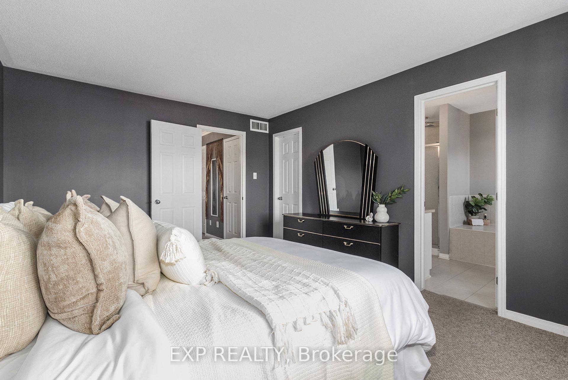 Photo 9 of 1550 Demeter Street, Ottawa, Fallingbrook/Gardenway South — HOMEH