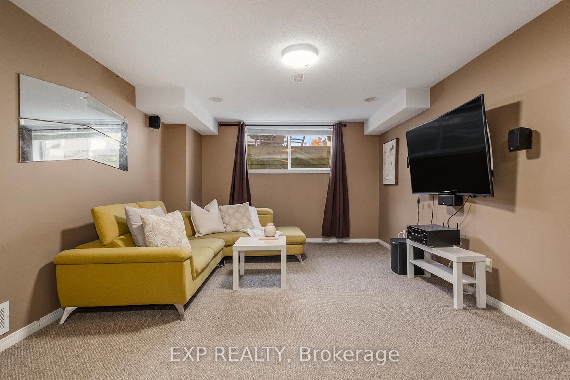 Photo 13 of 1550 Demeter Street, Ottawa, Fallingbrook/Gardenway South — HOMEH