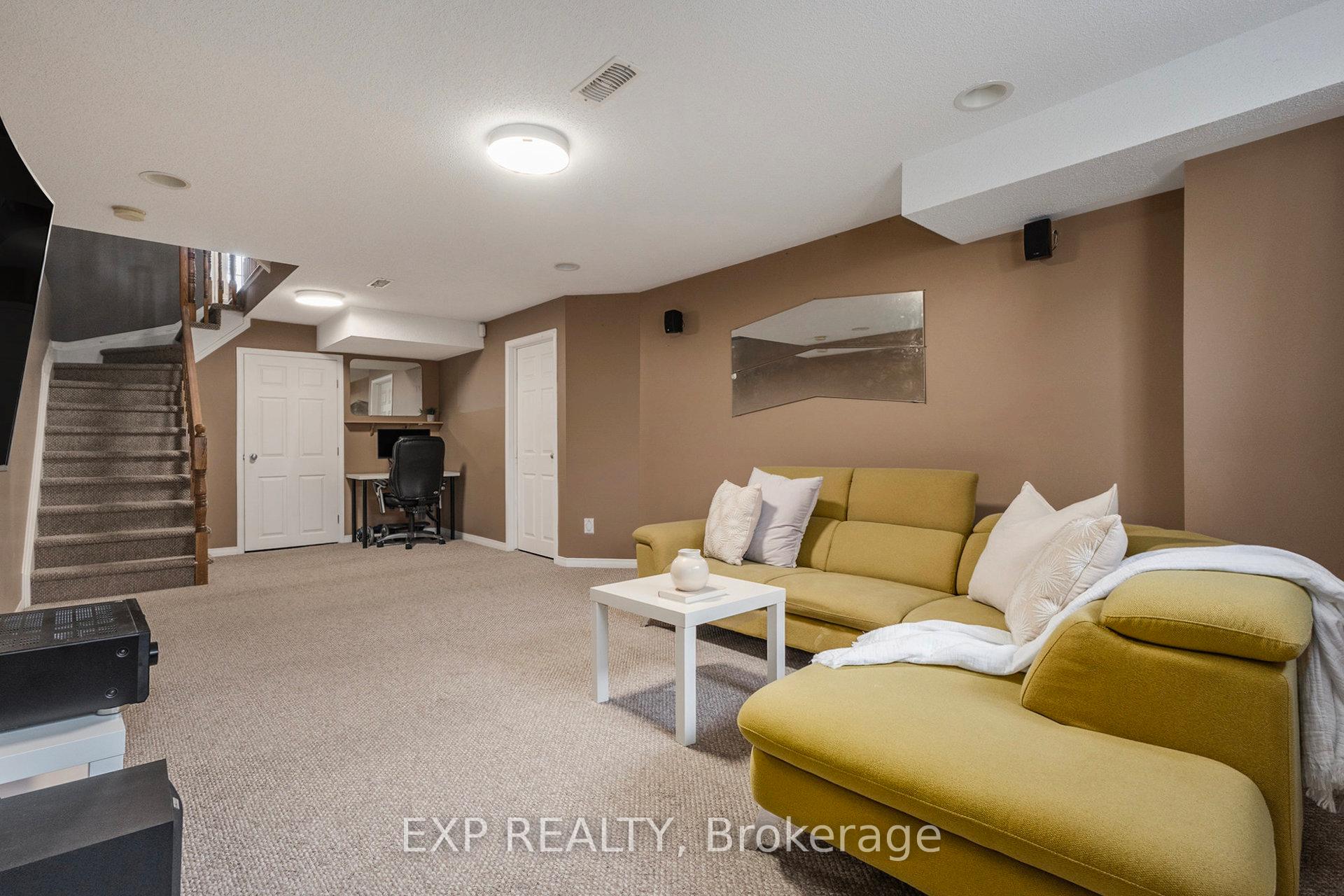 Photo 14 of 1550 Demeter Street, Ottawa, Fallingbrook/Gardenway South — HOMEH