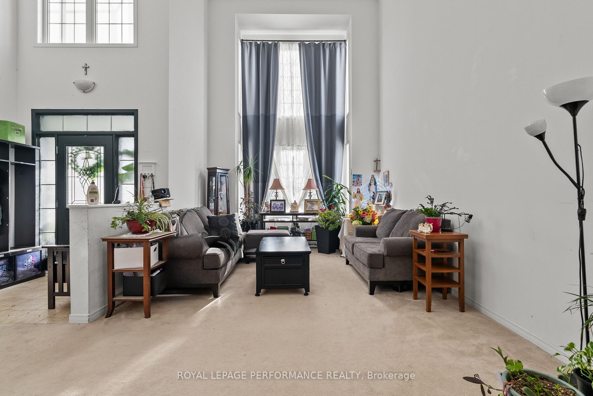 Photo 5 of 1901 Pennyroyal Crescent, Ottawa, Notting Hill/Summerside — HOMEH