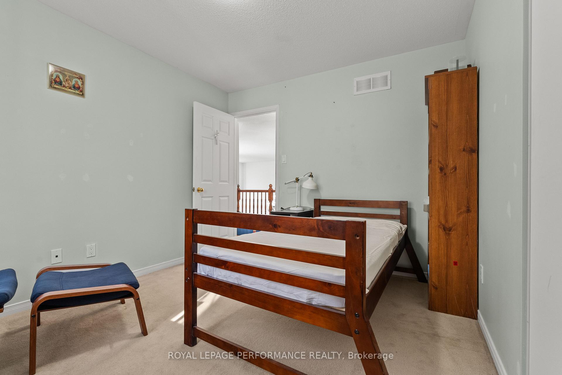 Photo 24 of 1901 Pennyroyal Crescent, Ottawa, Notting Hill/Summerside — HOMEH