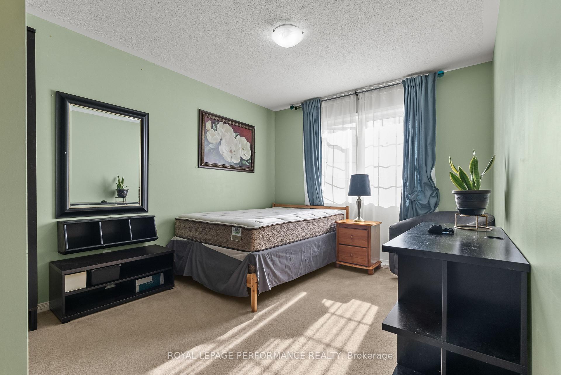 Photo 26 of 1901 Pennyroyal Crescent, Ottawa, Notting Hill/Summerside — HOMEH