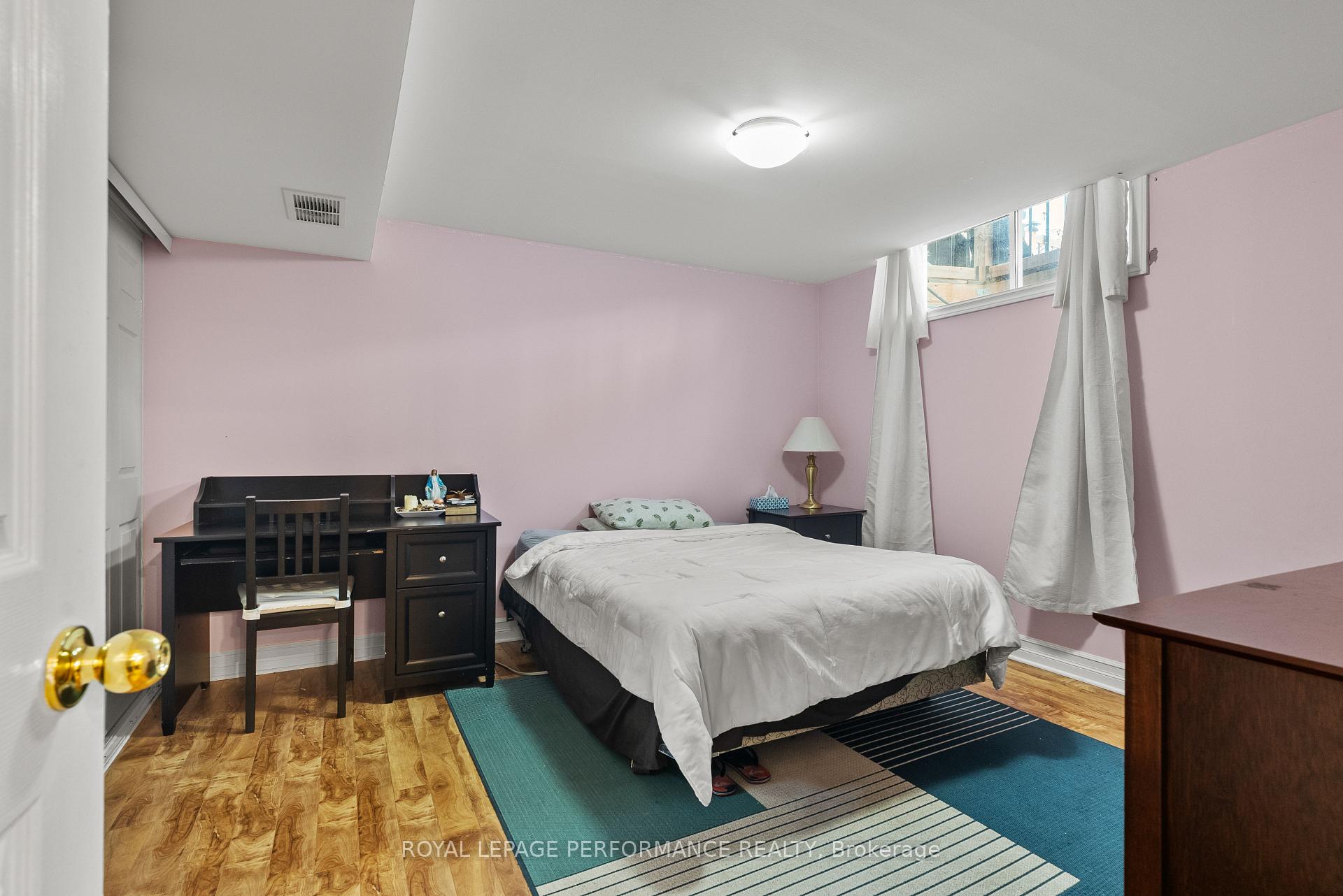 Photo 35 of 1901 Pennyroyal Crescent, Ottawa, Notting Hill/Summerside — HOMEH