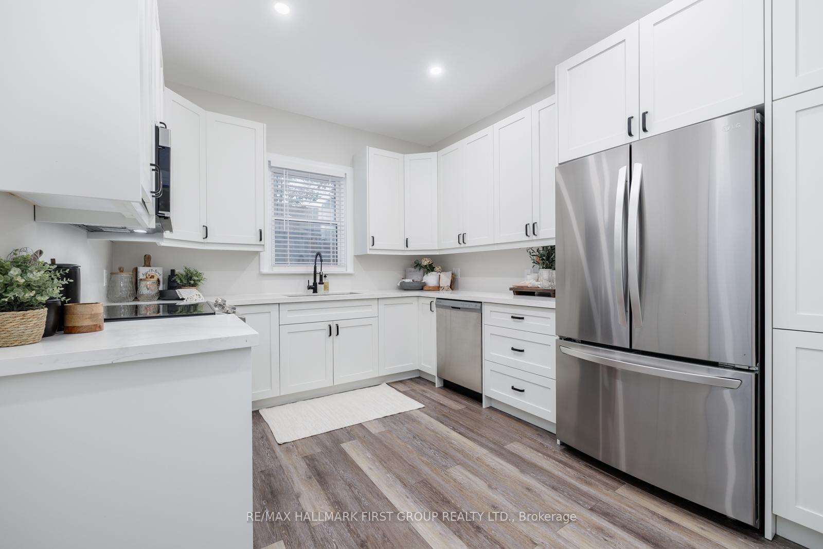Photo 15 of 106 Elgin Street E, Oshawa, O'Neill — HOMEH