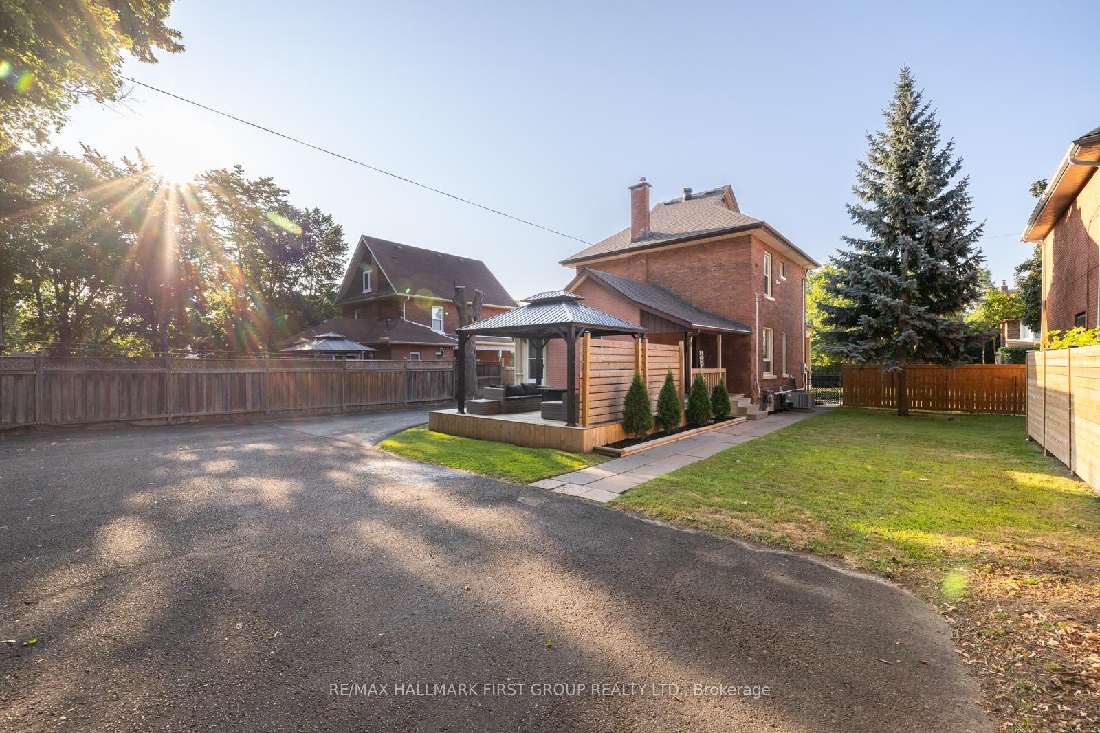 Photo 40 of 106 Elgin Street E, Oshawa, O'Neill — HOMEH