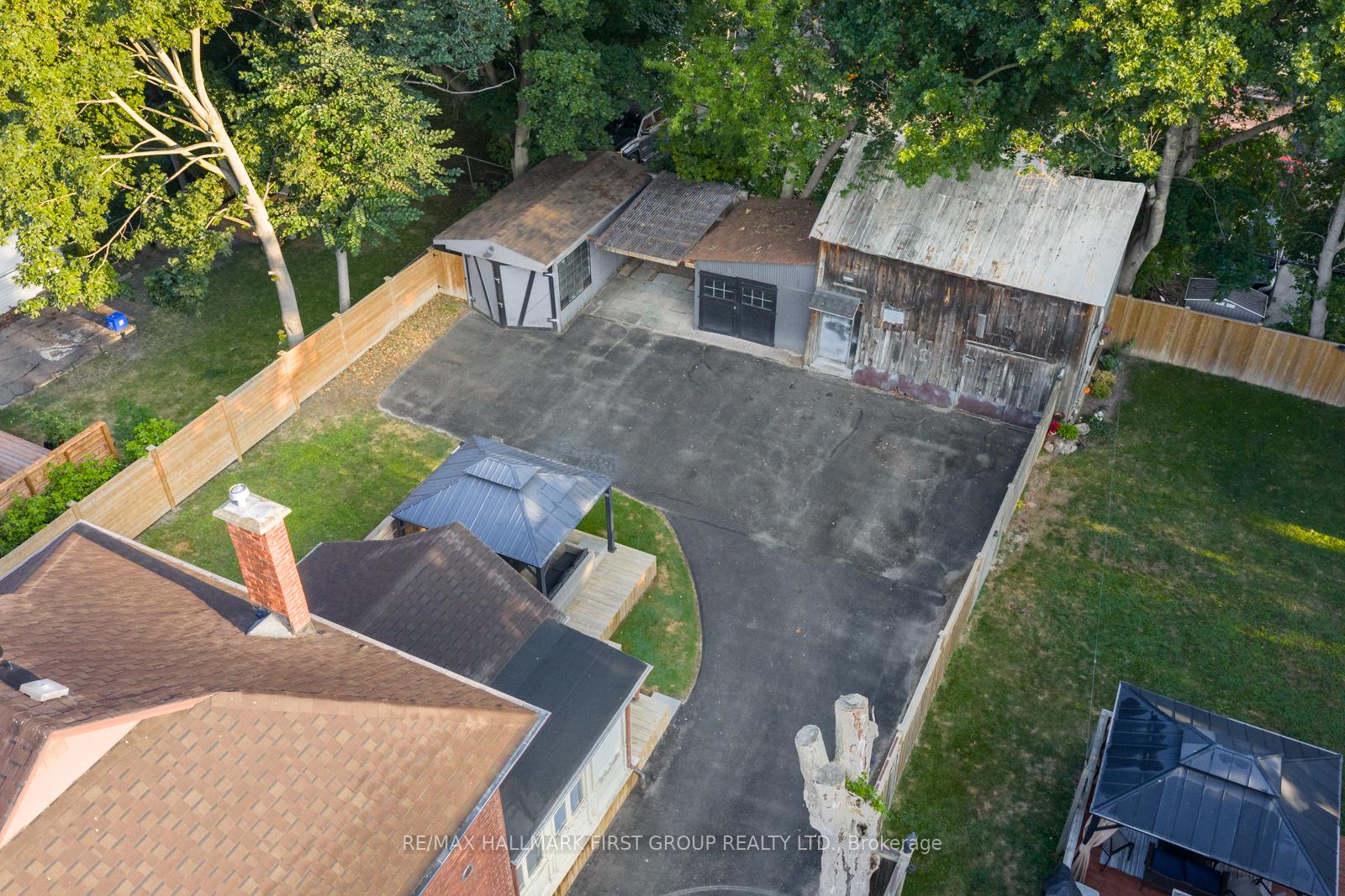 Photo 42 of 106 Elgin Street E, Oshawa, O'Neill — HOMEH