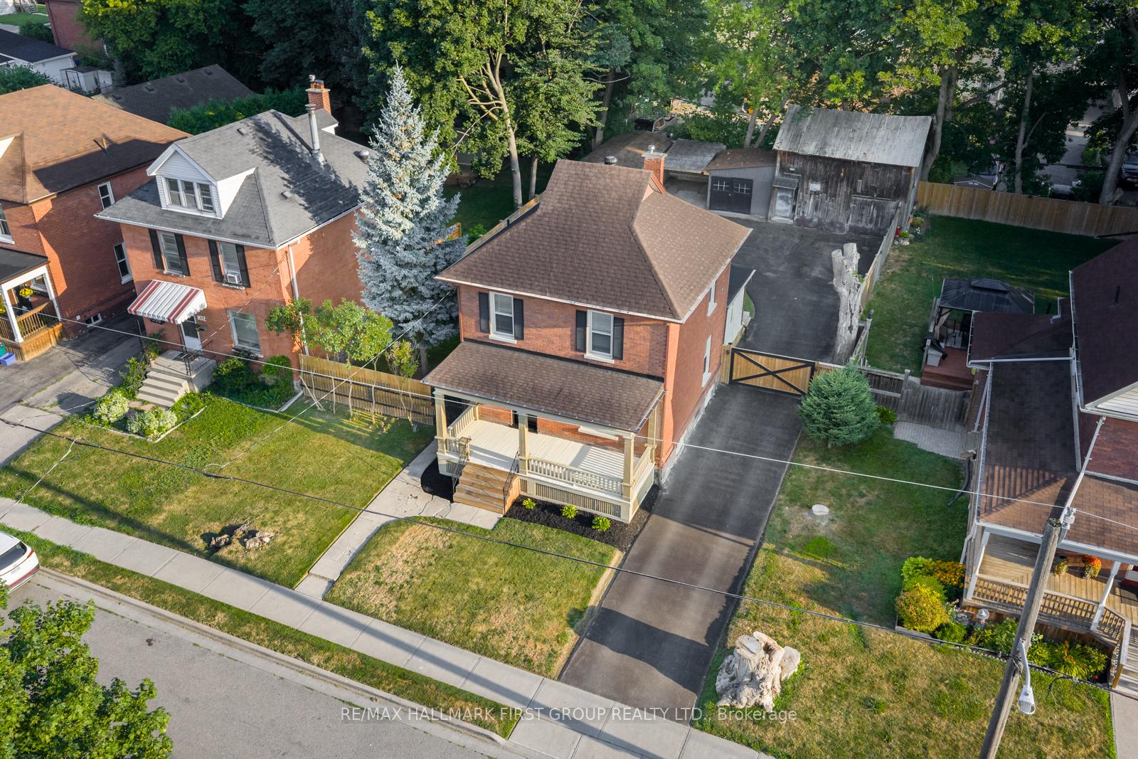 Photo 43 of 106 Elgin Street E, Oshawa, O'Neill — HOMEH