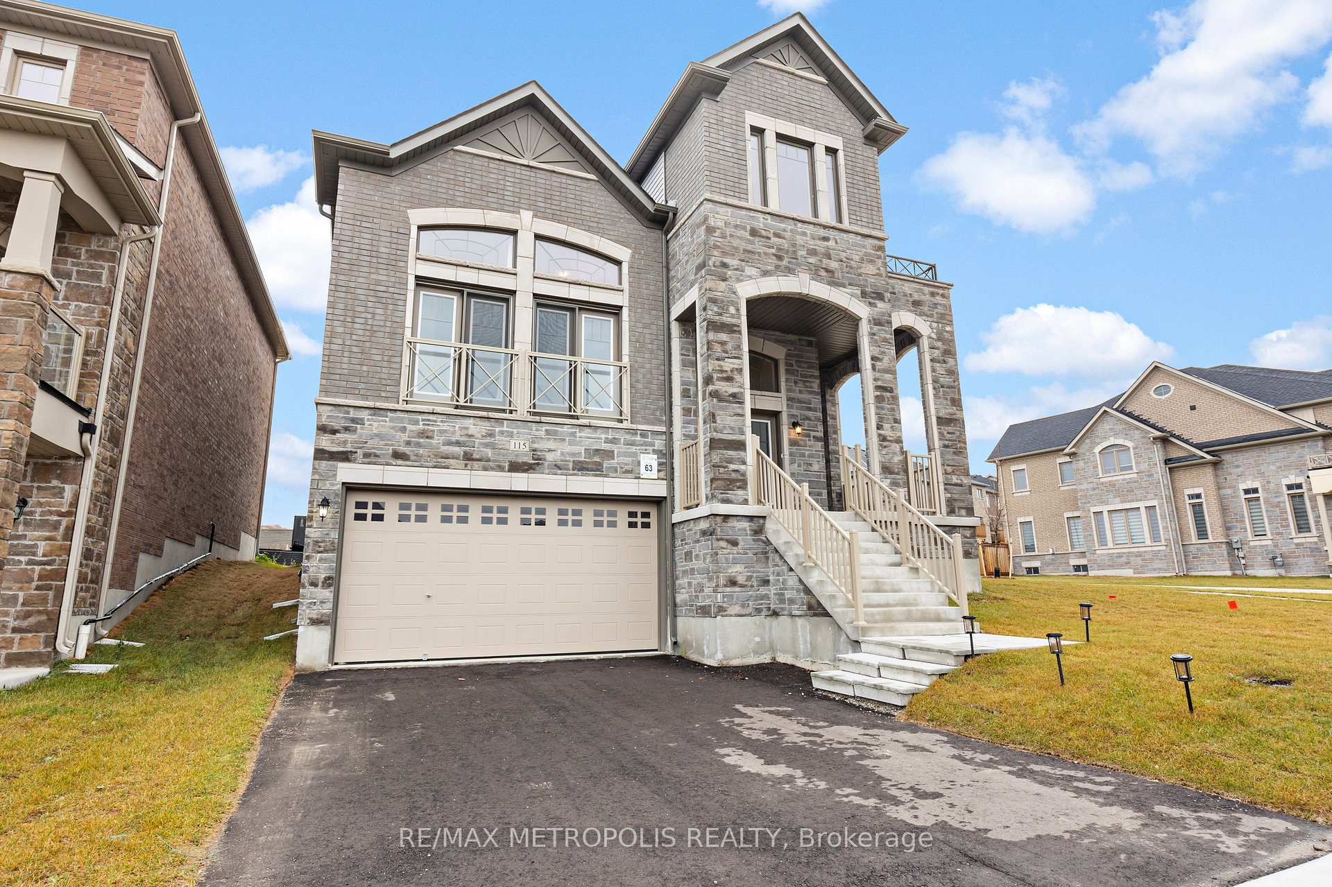 Photo 2 of 115 Kennedy Boulevard, New Tecumseth, Rural New Tecumseth — HOMEH