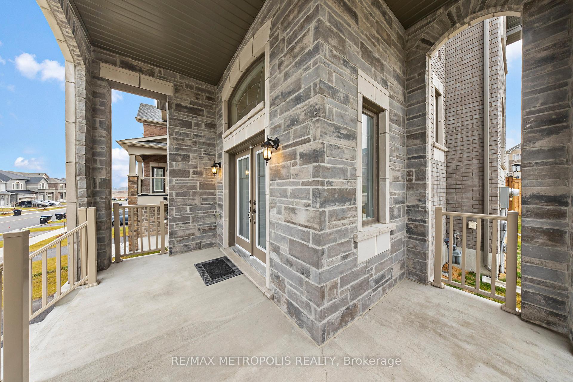 Photo 3 of 115 Kennedy Boulevard, New Tecumseth, Rural New Tecumseth — HOMEH