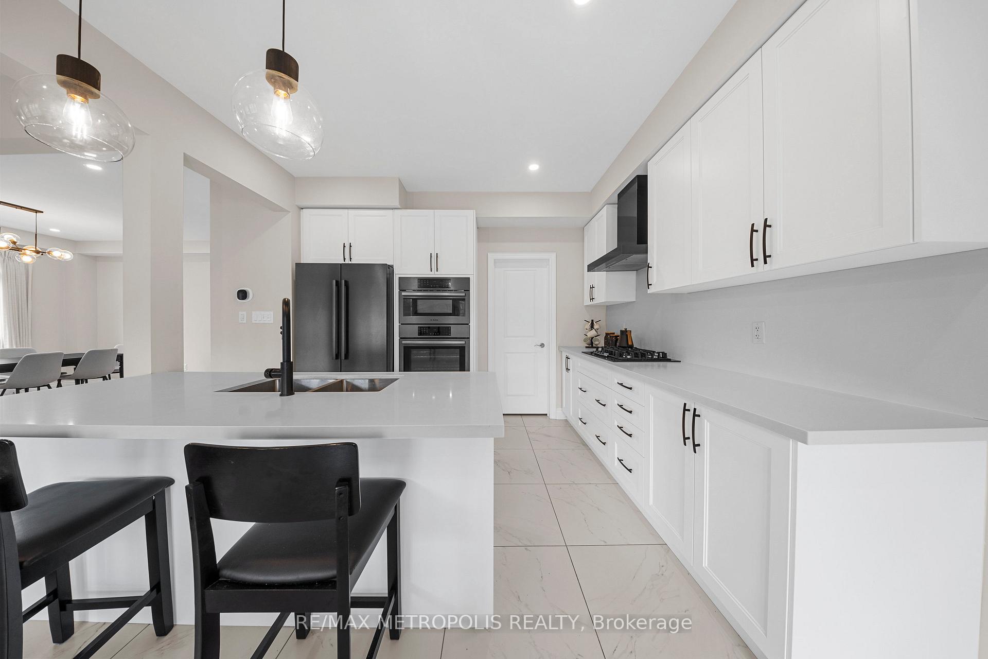 Photo 21 of 115 Kennedy Boulevard, New Tecumseth, Rural New Tecumseth — HOMEH