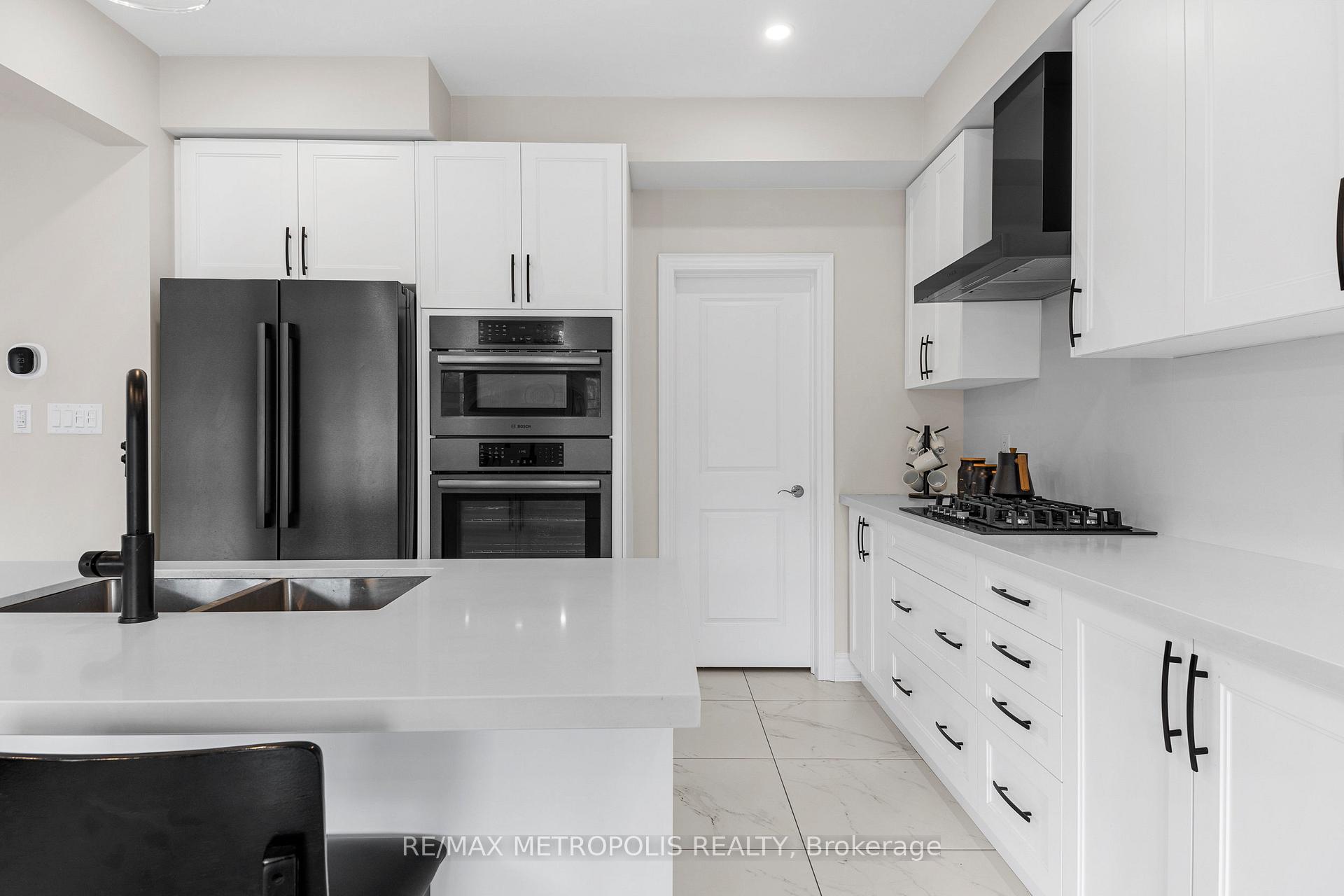 Photo 22 of 115 Kennedy Boulevard, New Tecumseth, Rural New Tecumseth — HOMEH