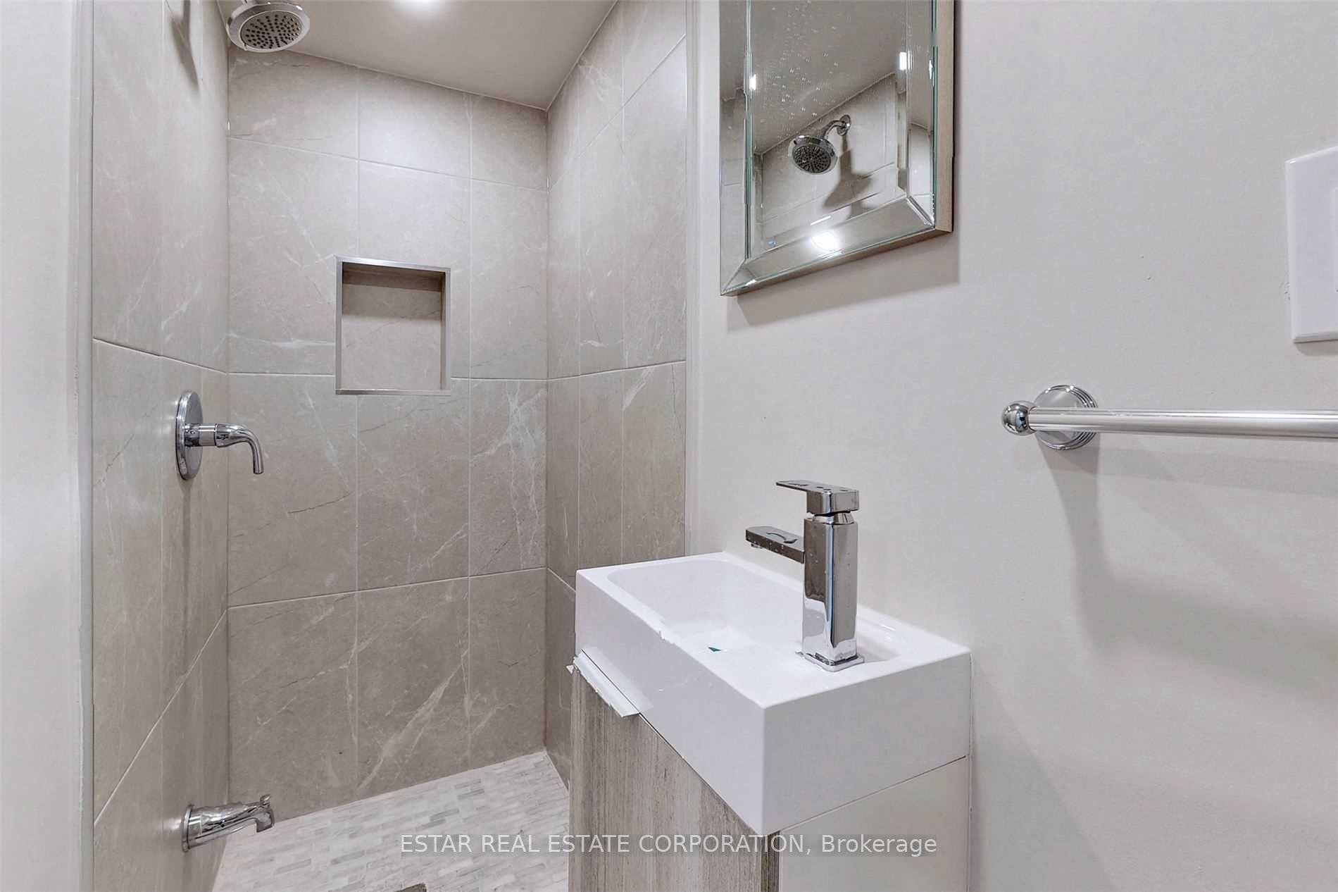 Photo 12 of 619 Park Road N, Oshawa, McLaughlin — HOMEH