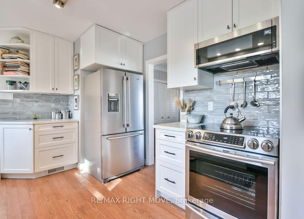 Photo 12 of 35 Fittons Road E, Orillia — HOMEH